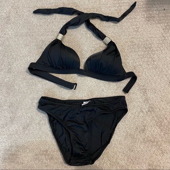 VENUS Black Bikini - Picture 1 of 7
